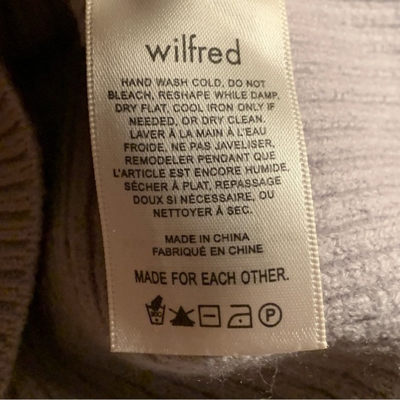 Aritzia Wilfred Cropped Turtleneck - Picture 6 of 7